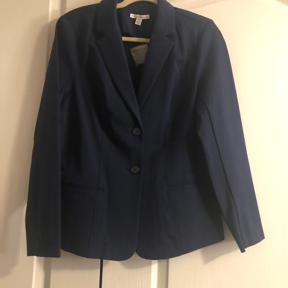 Issacmizrahi Navy blue blazer size 8